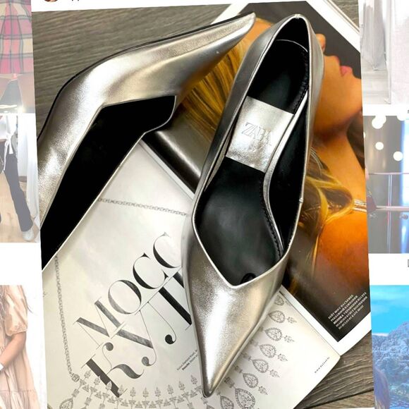 ZARA METALLIC HIGH-HEELED POINTED TOE SHOES V shaped Silver NWT - Picture 2 of 8